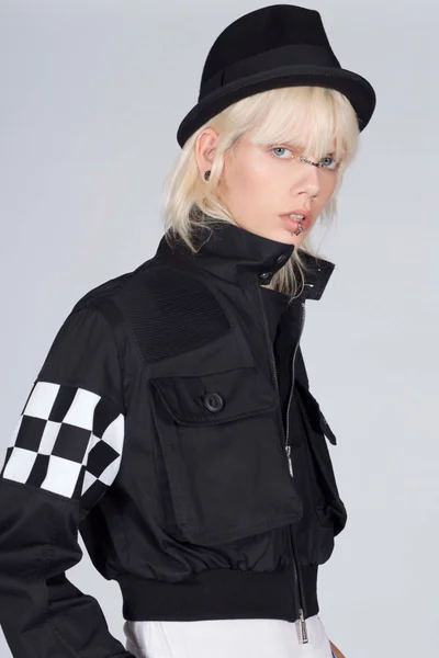 Look 19